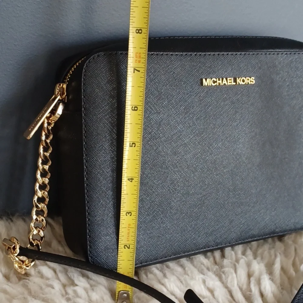 Michael Kors crossbody